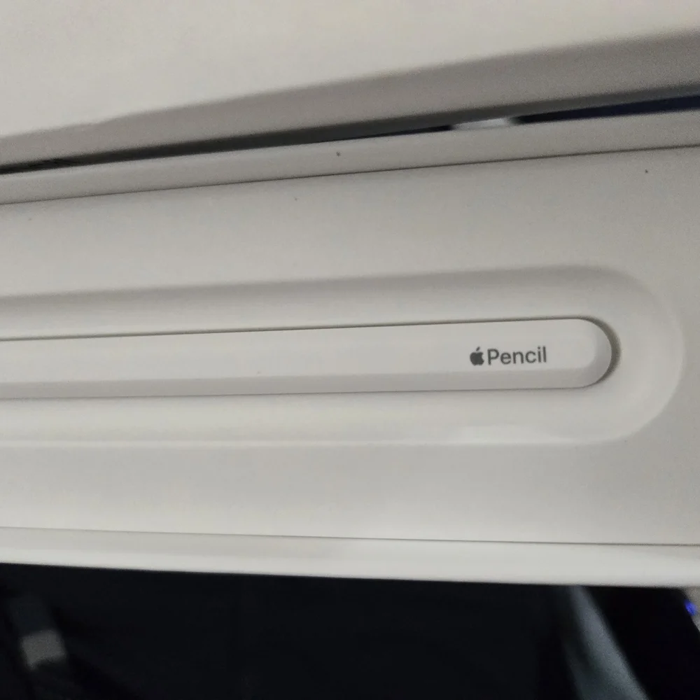Apple Pencil 2nd Gen Open Box Like New in Classic White